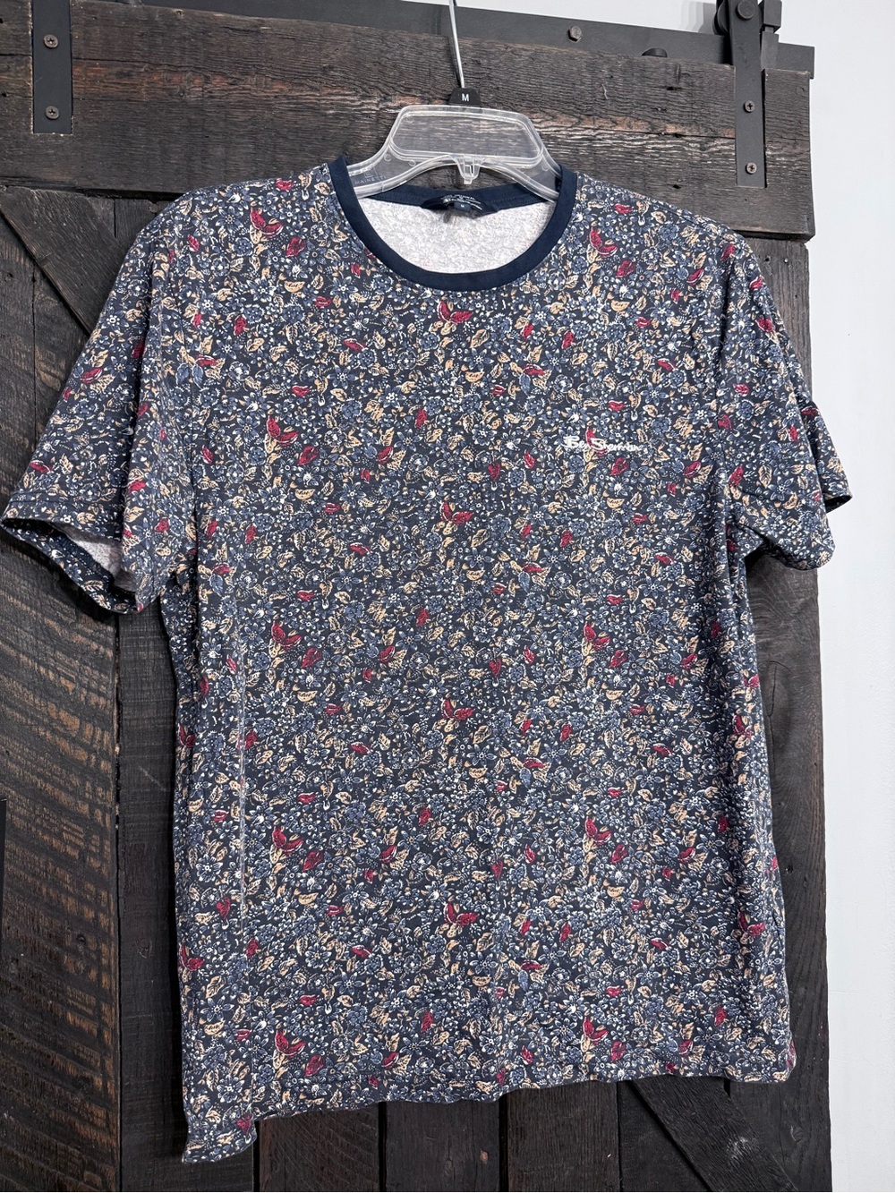 Men's Floral Pattern Navy Short-Sleeve Crewneck Shirt